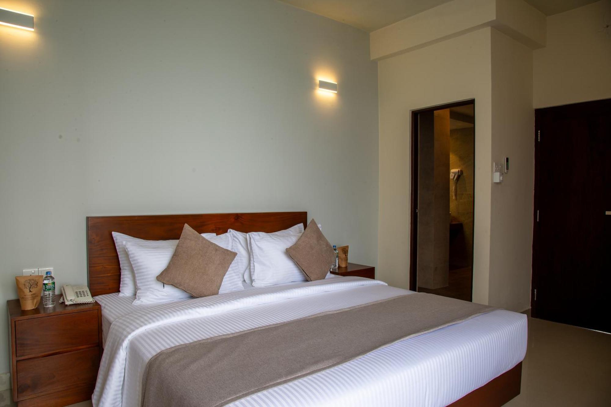 Marine Suites โคลอมโบ ภายนอก รูปภาพ